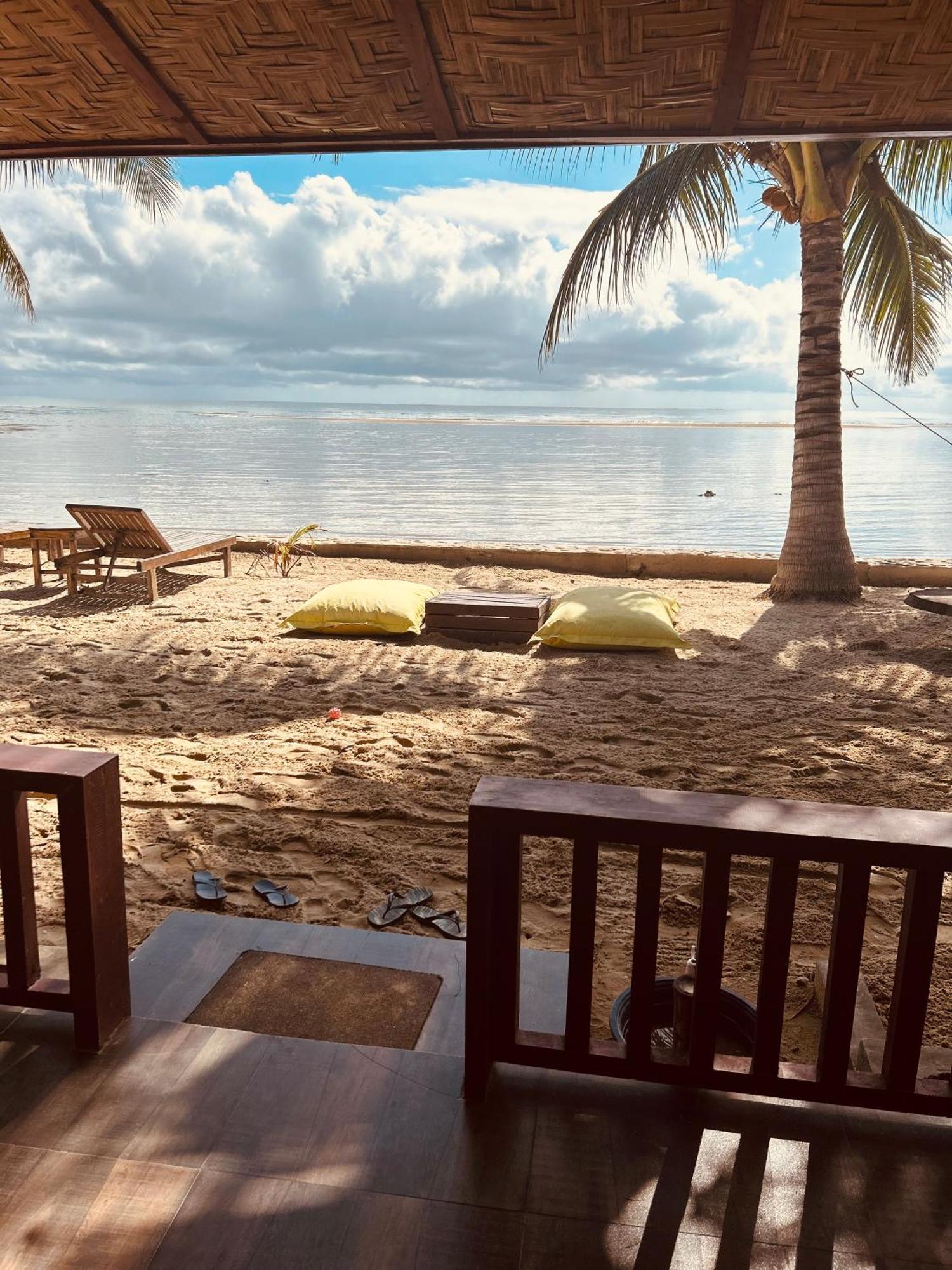 Mecaja Beach House Roxas  Exterior foto